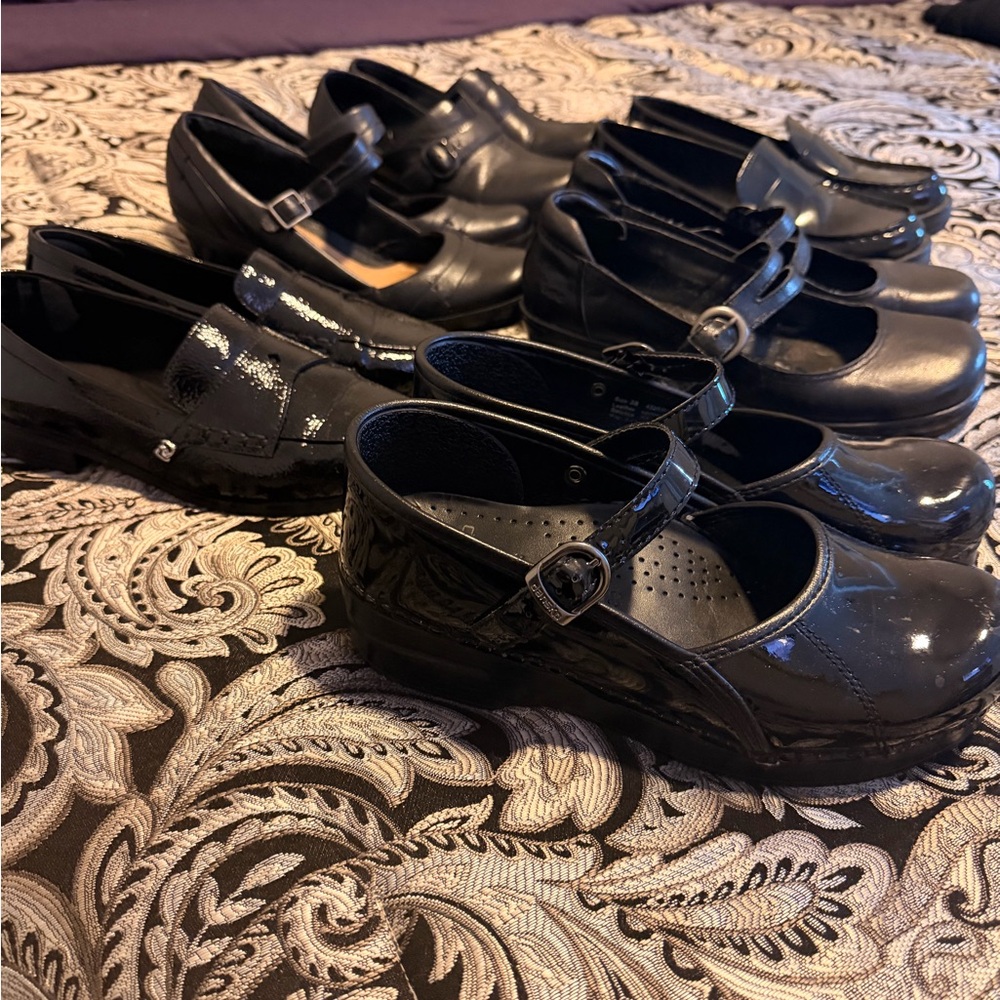 Dansko Women's Black Mules & Mary Jane Collection - Picture 6 of 6